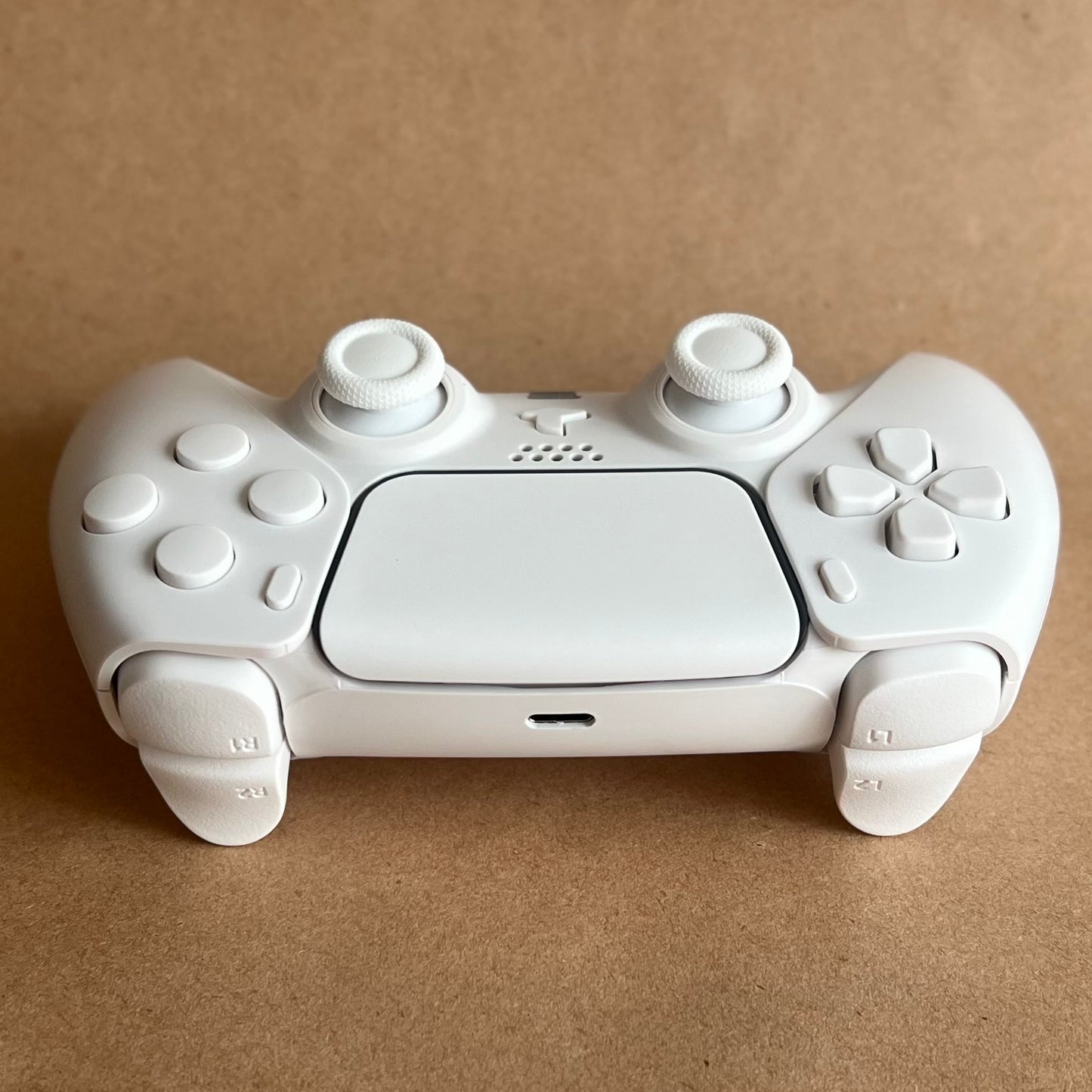 Custom PS5 Controller with Ginfull TMR joysticks - Stealth White